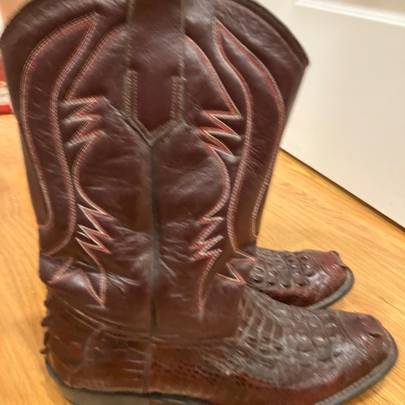 Unlabeled Gator Skin Boots - Picture 2 of 6